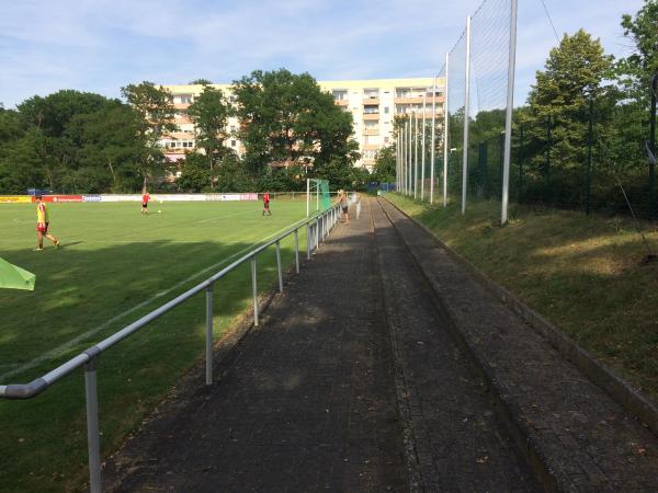 Stadion der Einheit - Edgar-Stein-Spielfeld - Staßfurt