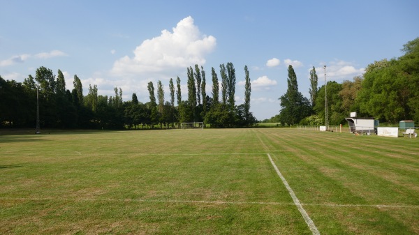 Sportplatz an der Bahn - Borken/Hessen-Trockenerfurth