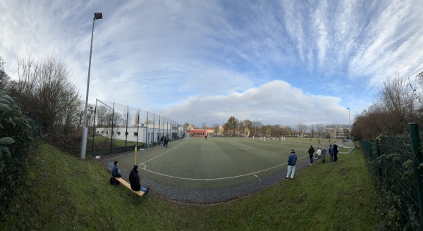 Jahnstadion B-Platz - Wolfsburg