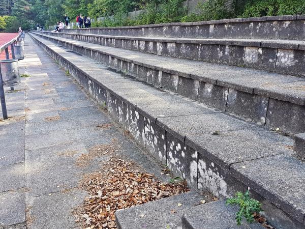 Stadion Opferberg - Hamburg-Hausbruch