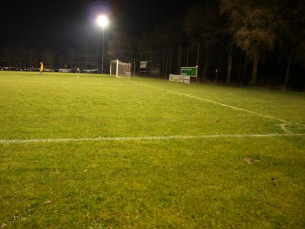Sportplatz Birkenkampweg - Petershagen/Weser-Quetzen