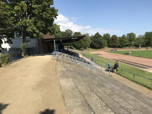 Jürgen-Grabowski-Sportfeld - Wiesbaden-Biebrich