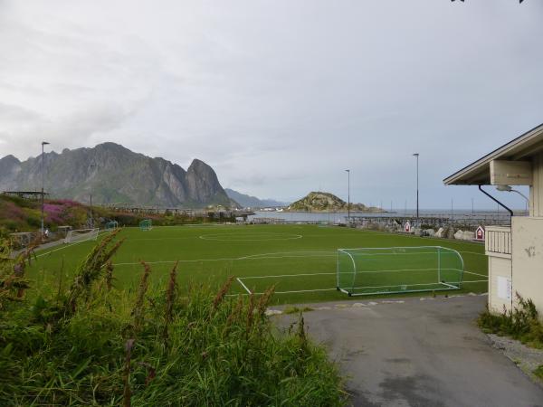 Reine stadion - Reine