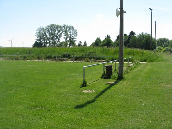 Sportplatz Friedrich-Ludwig-Jahn - Helbedündorf-Holzthaleben