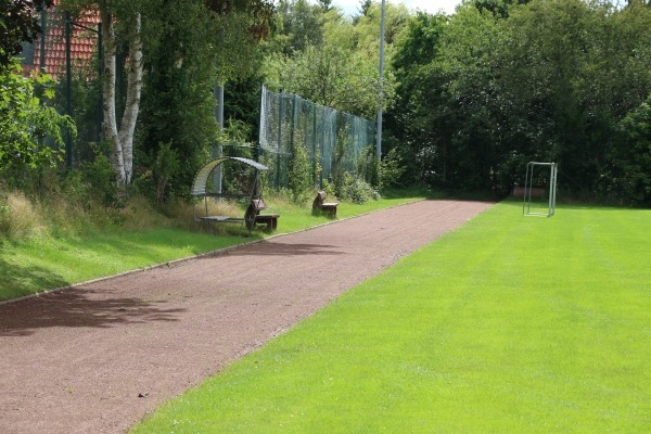 Sportplatz an der Schule - Varel-Büppel