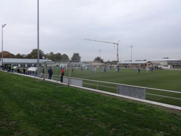 Gerhard-Oswald-Stadion Nebenplatz - Gimbsheim