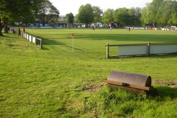 Bezirkssportanlage Kronwinkler Straße - München-Aubing