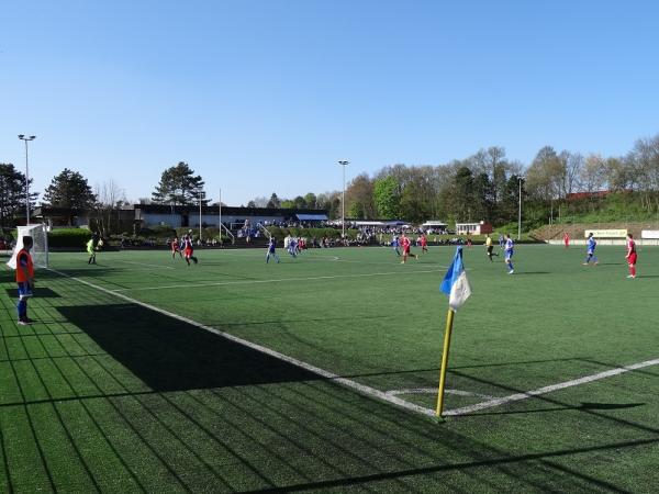 Walter-Mundorf-Stadion Nebenplatz - Siegburg