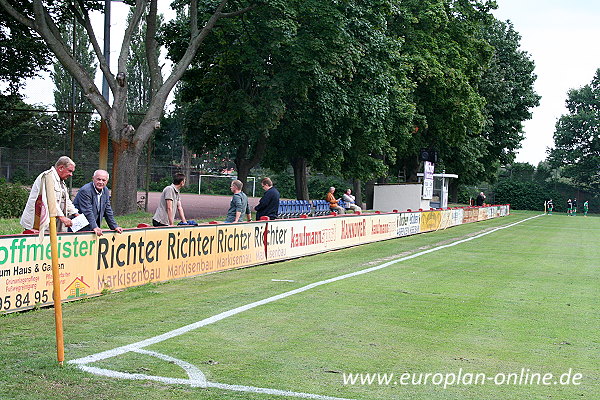 Sportanlage Hebbelstraße - Hannover-Sahlkamp