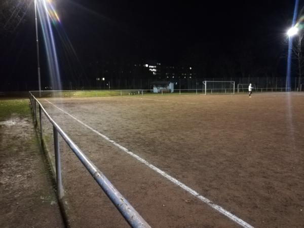 Bezirkssportanlage Warbruckstraße I Platz 2 - Duisburg-Marxloh