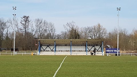 Stadion TJ Slovan Velvary - Velvary