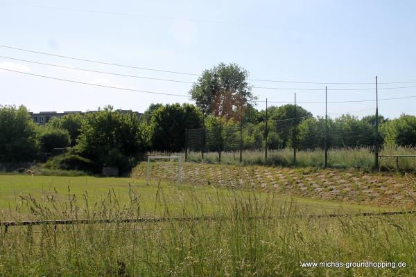 Stadion ul. Narutowicza obok - Bytom 