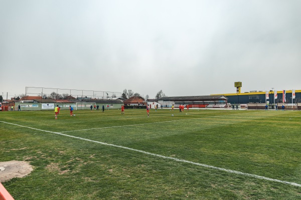 Stadion FK Radnički - Stadion in Sremska Mitrovica