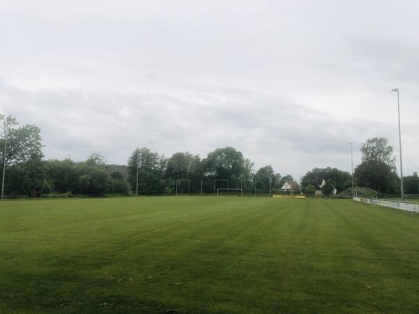 Sportplatz am Bach - Aerzen-Königsförde