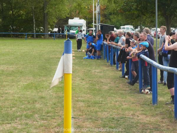 Glück-Auf-Sportstätte - Neukieritzsch-Deutzen