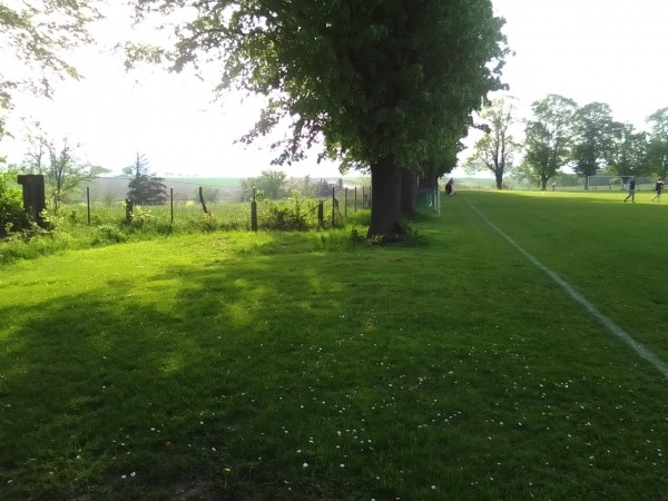 Sportplatz Amelsen - Dassel-Amelsen