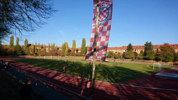 Friedrich-Ebert-Stadion - Berlin-Tempelhof