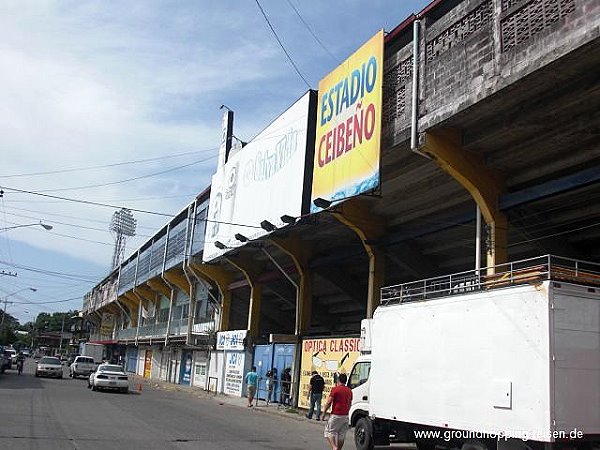 Estadio Municipal Ceibeño Nilmo Edwards - La Ceiba