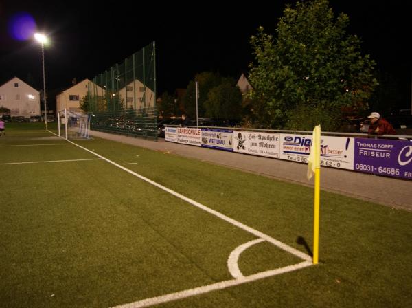 Sportplatz an der Römerhalle - Wöllstadt-Ober-Wöllsatdt