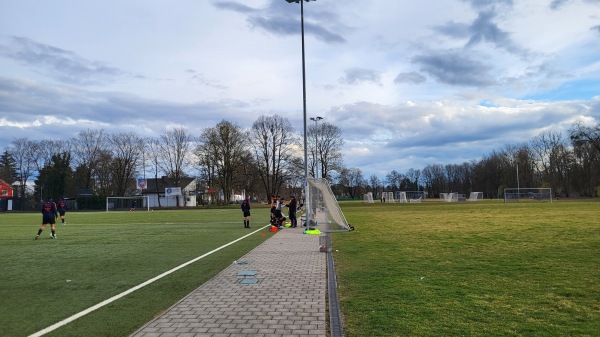 Sportanlage Professor-Eichmann-Straße Platz 3 - München-Untermenzing