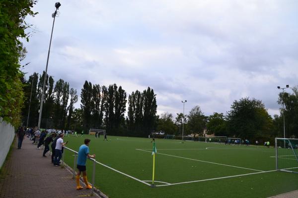 Franz-Elbern-Stadion Nebenplatz - Bonn-Beuel
