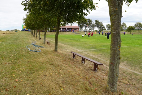 Sportplatz Am Weidebusch - Königslutter/Elm-Glentorf