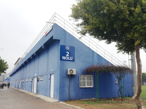Zeytinköy 2 Nolu Futbol Sahasi - Antalya