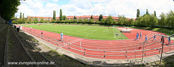 Friedrich-Ebert-Stadion - Berlin-Tempelhof