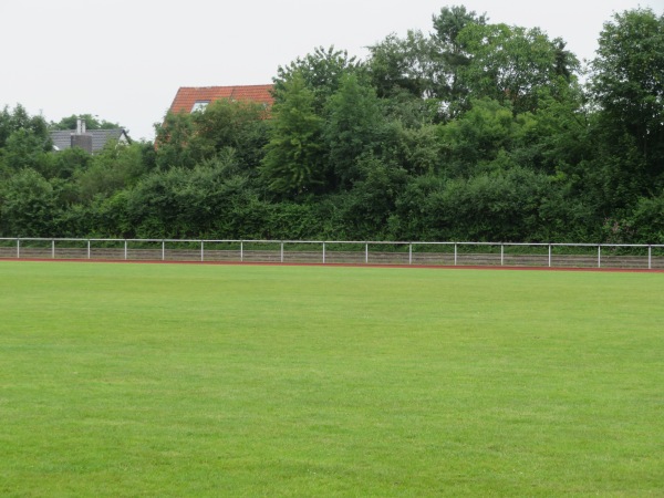 Sportplatz am Ortsrand - Harsum-Borsum