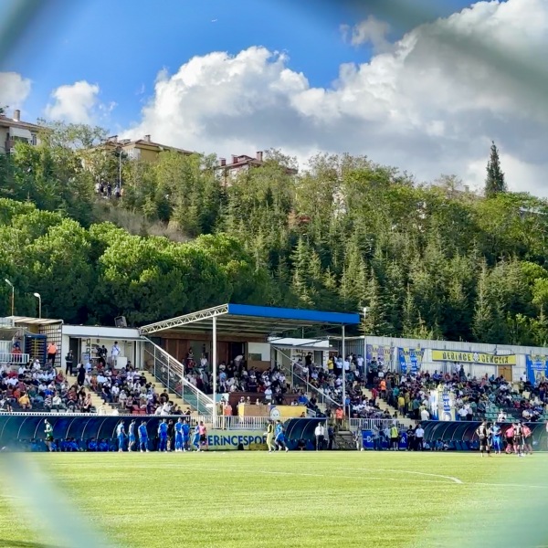 Derince İlçe Stadyumu - Derince