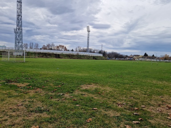Pomoćni teren Zrenjanin - Zrenjanin