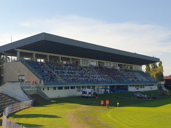 Mestský štadión Komárno (alt) - Komárno