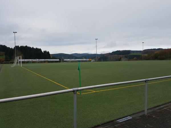 Sportplatz Oberveischede - Olpe-Oberveischede