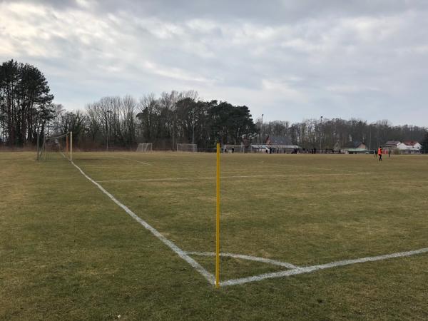 Sportplatz Zum Burgberg 2 - Zossen-Wünsdorf