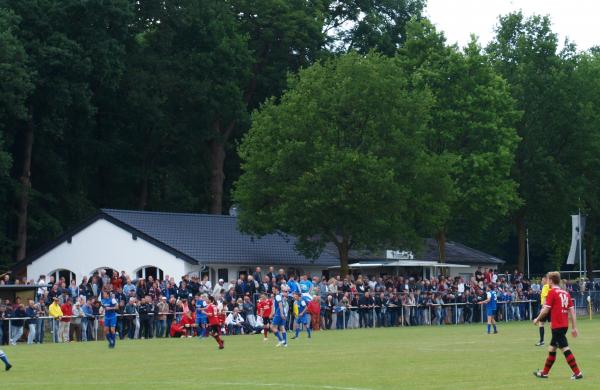 Fritz-Schumacher-Sportpark - Bad Sassendorf-Ostinghausen