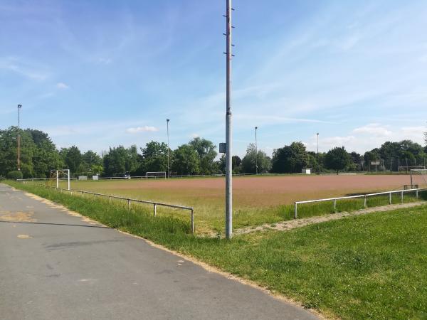 Sportanlage an der Kühweide Platz 2 - Rödersheim-Gronau