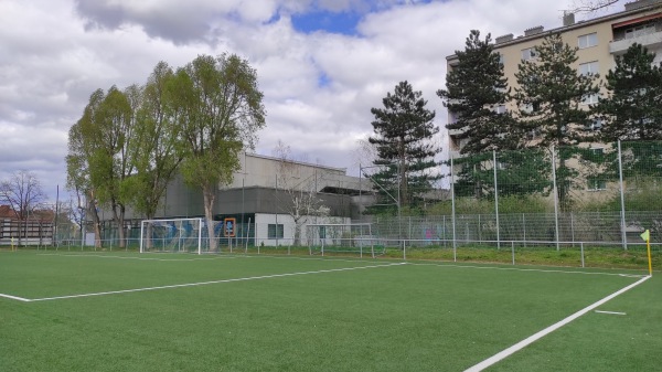 Sportplatz Helfort Nebenplatz - Wien