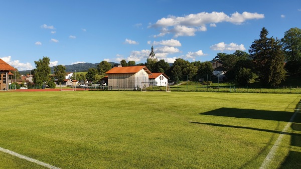 Sportplatz an der Volksschule - Reichersbeuern