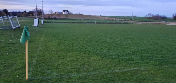 Sportplatz Kapellenstraße - Zolling-Palzing