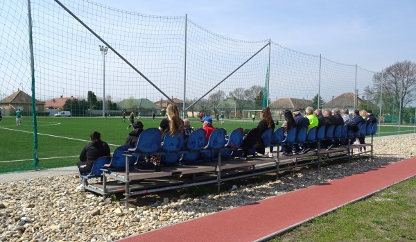 Udvarhelyi István Sportközpont műfüves pálya - Kecel