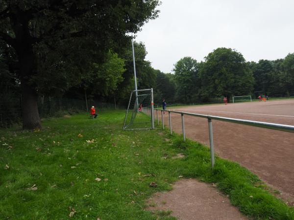 Sportplatz Kaiserhöhe - Wuppertal-Brill