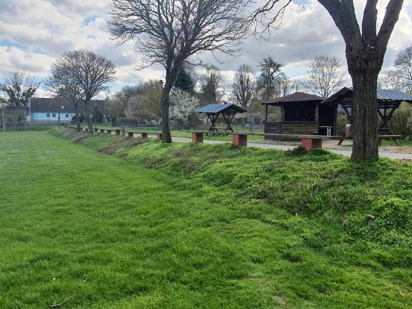 Sportplatz am Gutshaus - Schönhausen/Mecklenburg