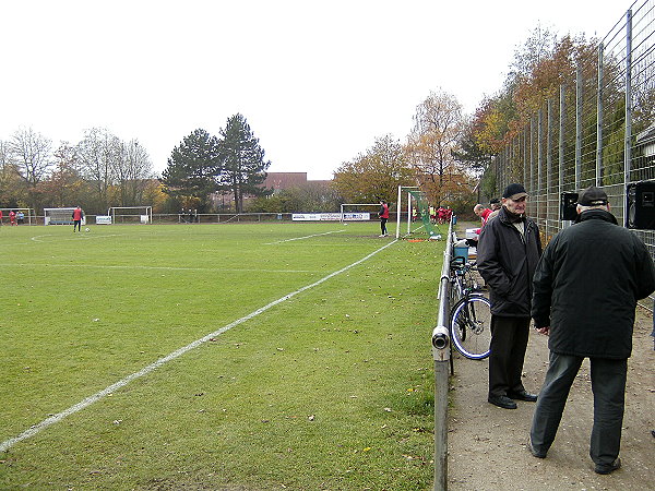 Bezirkssportanlage Schönböcken - Lübeck-Schönböcken