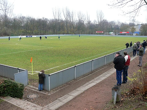 Sportanlage Mündelheimer Straße - Duisburg-Hüttenheim