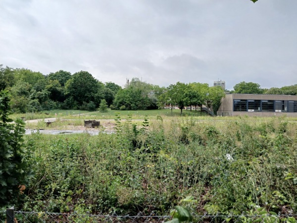 Sportplatz Lenneberg Schule - Mainz-Mombach