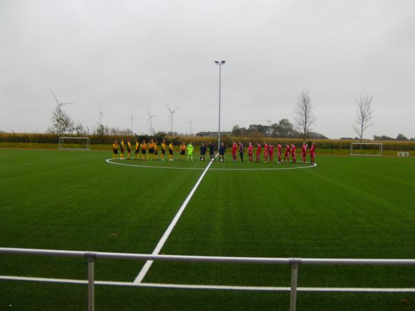 Helmut-Hennig-Stadion - Risum-Lindholm