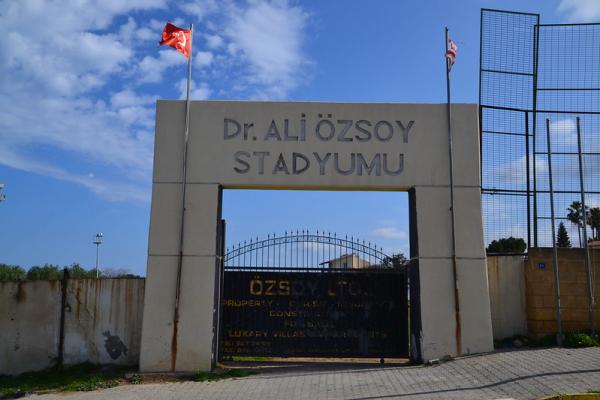 Beylerbeyi Dr. Ali Özsoy Stadı - Girne (Kyrenia)