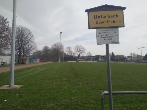 Haferbach-Kampfbahn im Dieter-Rabe-Vereinszentrum - Lage/Lippe-Kachtenhausen