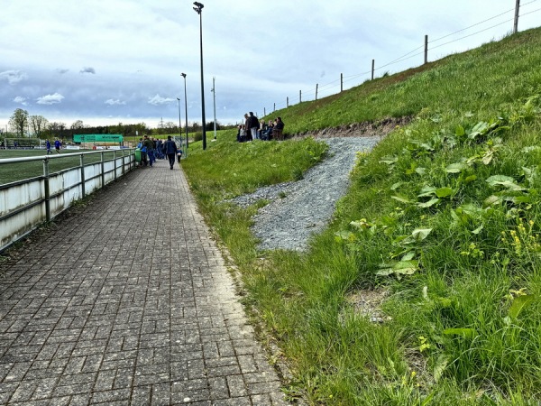Leißefeld-Kampfbahn im Sportzentrum - Schmallenberg-Bad Fredeburg