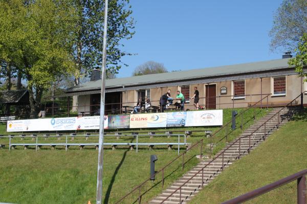Sportplatz Mauersberg - Großrückerswalde-Mauersberg